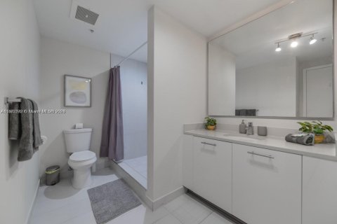 Copropriété à vendre à Miami, Floride: 2 chambres, 111.95 m2 № 1981194 - photo 19
