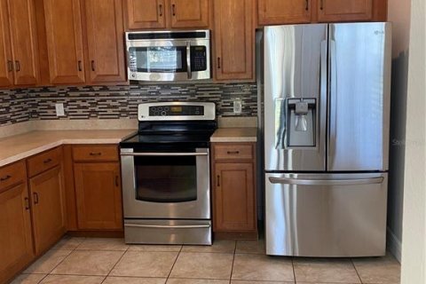 Copropriété à louer à Kissimmee, Floride: 3 chambres, 159.42 m2 № 2425420 - photo 6