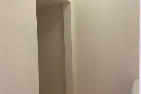 Copropriété à louer à Kissimmee, Floride: 3 chambres, 159.42 m2 № 2425420 - photo 11