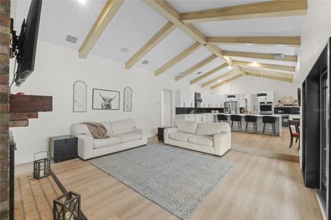Casa en venta en Groveland, Florida, 5 dormitorios, 326.64 m2 № 1535665 - foto 14