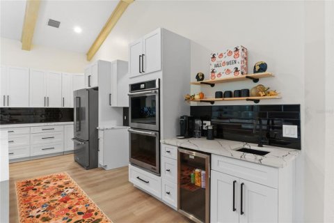 Casa en venta en Groveland, Florida, 5 dormitorios, 326.64 m2 № 1535665 - foto 10