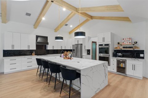 Casa en venta en Groveland, Florida, 5 dormitorios, 326.64 m2 № 1535665 - foto 2