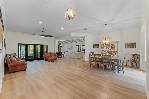 Casa en venta en Groveland, Florida, 5 dormitorios, 326.64 m2 № 1535665 - foto 26