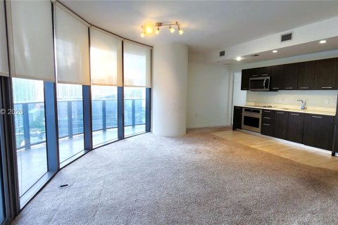 Condo in Miami, Florida, 2 bedrooms  № 2027903 - photo 22