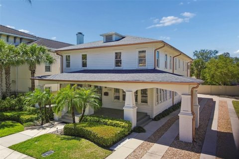 Villa ou maison à Tampa, Floride 6 chambres, 421.4 m2 № 2416971
