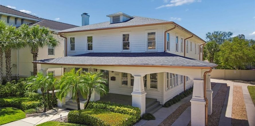 Villa ou maison à Tampa, Floride 6 chambres, 421.4 m2 № 2416971