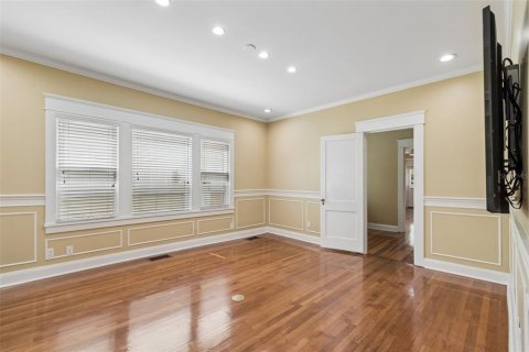 Villa ou maison à vendre à Tampa, Floride: 6 chambres, 421.4 m2 № 2416971 - photo 9