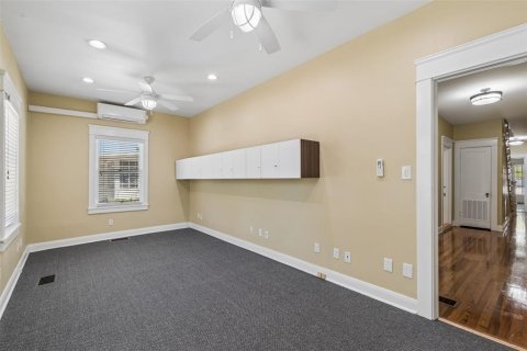 Villa ou maison à vendre à Tampa, Floride: 6 chambres, 421.4 m2 № 2416971 - photo 22