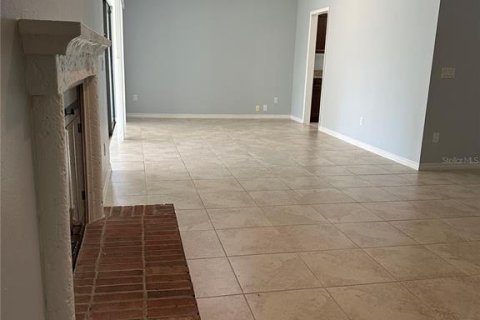 Casa en alquiler en Orlando, Florida, 3 dormitorios, 148.74 m2 № 1918110 - foto 4