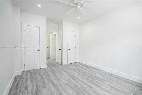 Appartement à louer à Miami Beach, Floride: 1 chambre, 91.97 m2 № 1957295 - photo 9