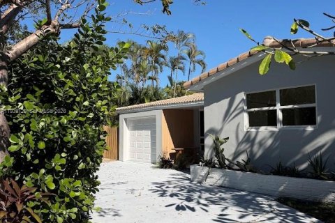 Villa ou maison à louer à Hollywood, Floride: 3 chambres, 151.24 m2 № 1996843 - photo 6