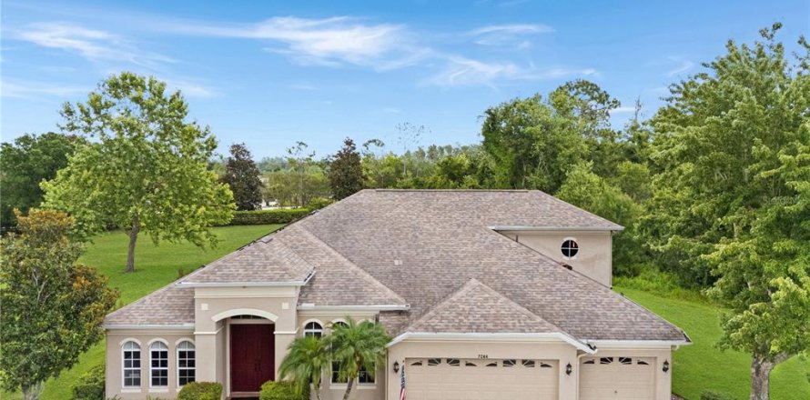 House in Land O' Lakes, Florida 6 bedrooms, 311.32 sq.m. № 1777861