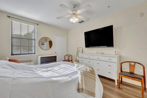 Condo in Orlando, Florida, 2 bedrooms  № 1831247 - photo 12