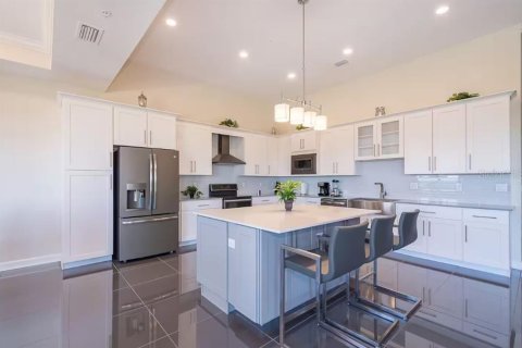 Condominio en alquiler en Kissimmee, Florida, 4 dormitorios, 226.22 m2 № 2148938 - foto 4