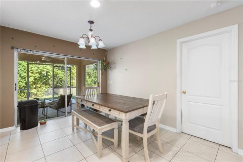 House in Land O' Lakes, Florida 3 bedrooms, 118.45 sq.m. № 1875965 - photo 15