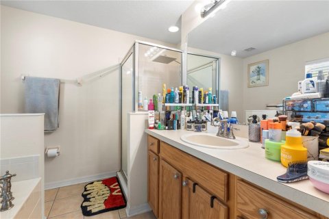 House in Land O' Lakes, Florida 3 bedrooms, 118.45 sq.m. № 1875965 - photo 25