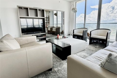 Copropriété à vendre à Miami, Floride: 3 chambres, 167.22 m2 № 2013666 - photo 4