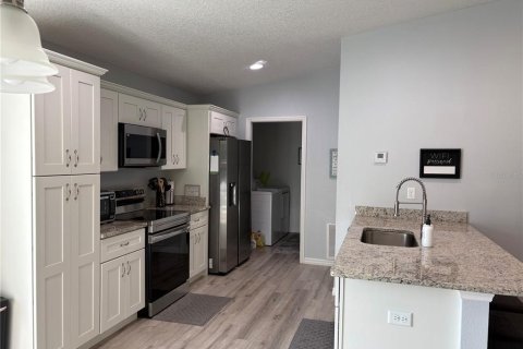 Villa ou maison à vendre à Ocala, Floride: 3 chambres, 113.81 m2 № 2130124 - photo 9
