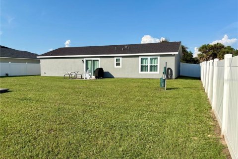 Villa ou maison à vendre à Ocala, Floride: 3 chambres, 113.81 m2 № 2130124 - photo 3