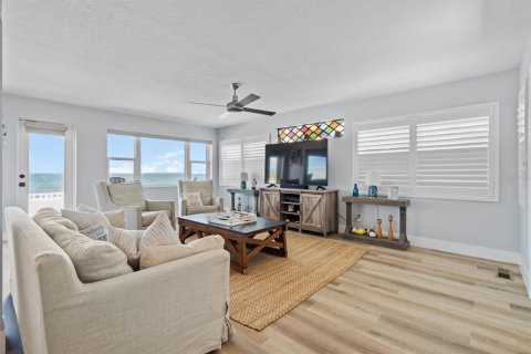 House in Port Orange, Florida 4 bedrooms, 264.59 sq.m. № 1838461 - photo 11