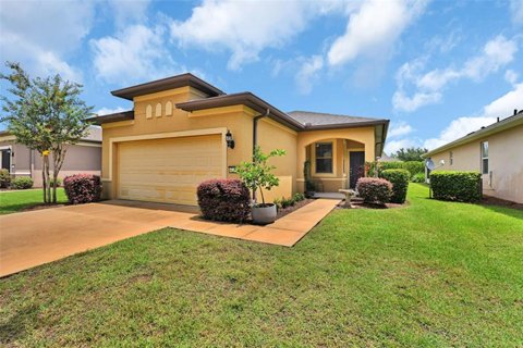 House in Ocala, Florida 3 bedrooms, 133.5 sq.m. № 1887010 - photo 1