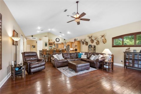 House in Dade City, Florida 4 bedrooms, 350.15 sq.m. № 1624737 - photo 21