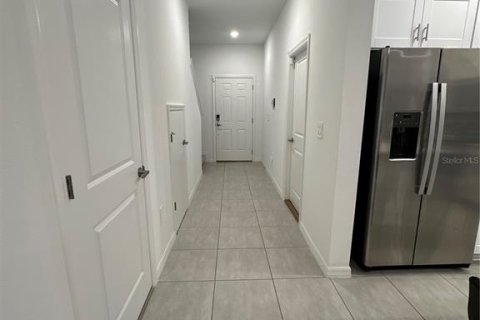 Touwnhouse à louer à Kissimmee, Floride: 3 chambres, 150.13 m2 № 1581275 - photo 2