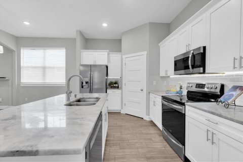 Casa en venta en Saint Petersburg, Florida, 4 dormitorios, 172.24 m2 № 2150914 - foto 17
