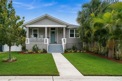 Casa en venta en Saint Petersburg, Florida, 4 dormitorios, 172.24 m2 № 2150914 - foto 5