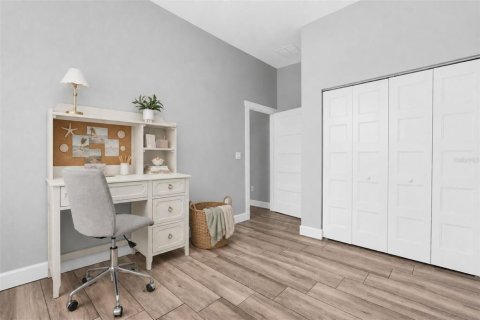 Casa en venta en Saint Petersburg, Florida, 4 dormitorios, 172.24 m2 № 2150914 - foto 27