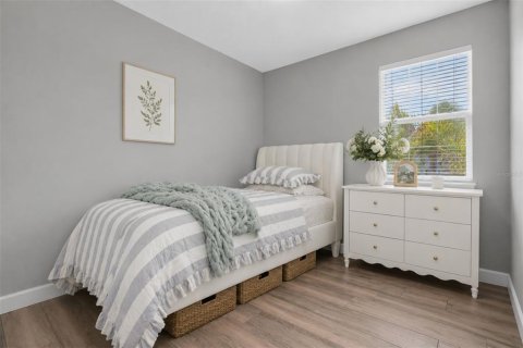 Casa en venta en Saint Petersburg, Florida, 4 dormitorios, 172.24 m2 № 2150914 - foto 26