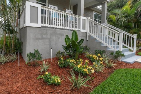 Casa en venta en Saint Petersburg, Florida, 4 dormitorios, 172.24 m2 № 2150914 - foto 4