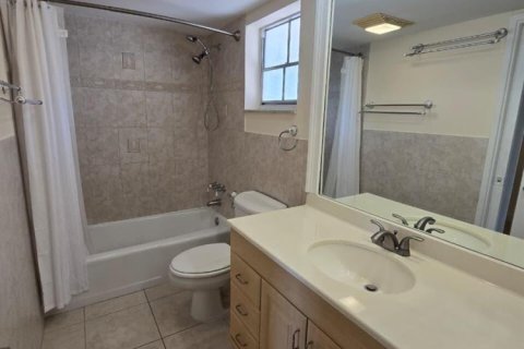 Condominio en alquiler en Pompano Beach, Florida, 1 dormitorio, 79.9 m2 № 2085894 - foto 6