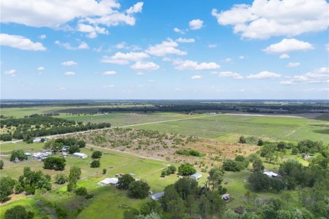 Terrain à vendre à Fort Meade, Floride № 2237647 - photo 6