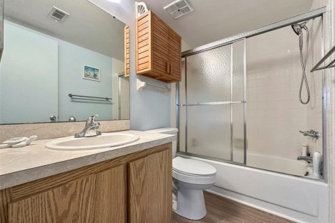 Condominio en alquiler en Port Charlotte, Florida, 2 dormitorios, 83.52 m2 № 1745371 - foto 20