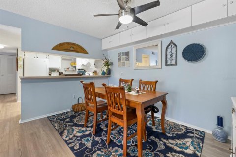 Condominio en alquiler en Port Charlotte, Florida, 2 dormitorios, 83.52 m2 № 1745371 - foto 5