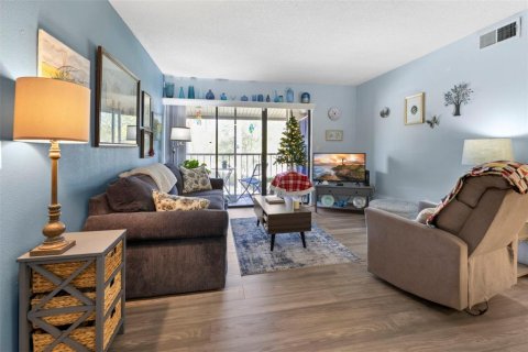 Condominio en alquiler en Port Charlotte, Florida, 2 dormitorios, 83.52 m2 № 1745371 - foto 8