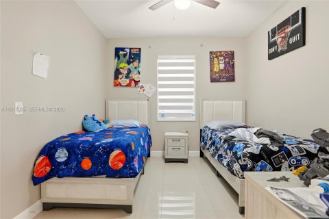 House in Lehigh Acres, Florida 3 bedrooms, 147.53 sq.m. № 2061040 - photo 30