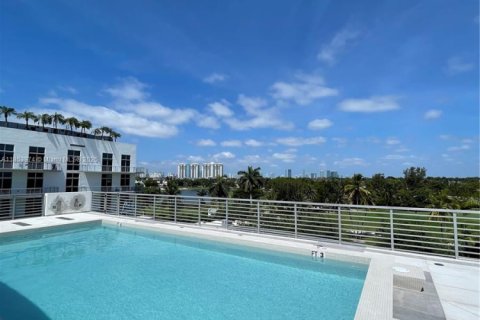 Copropriété à louer à Miami Beach, Floride: 1 chambre, 97.64 m2 № 1960394 - photo 17