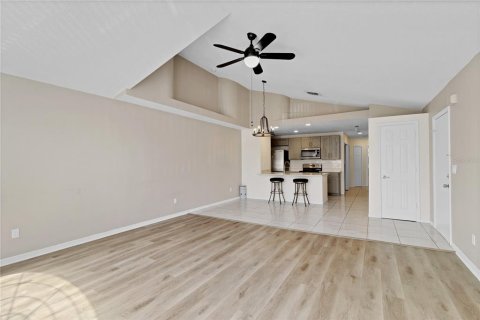 Condominio en alquiler en Kissimmee, Florida, 3 dormitorios, 123.19 m2 № 1785958 - foto 5
