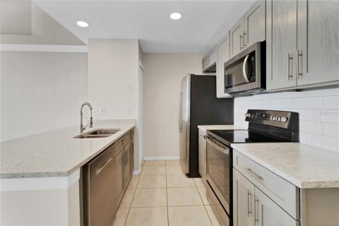 Condominio en alquiler en Kissimmee, Florida, 3 dormitorios, 123.19 m2 № 1785958 - foto 3