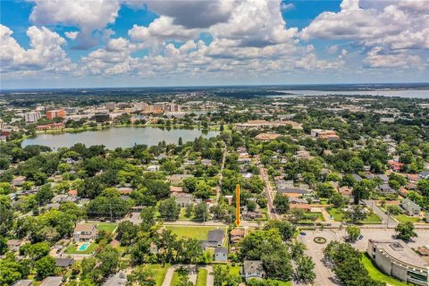House in Lakeland, Florida 3 bedrooms, 176.05 sq.m. № 2213360 - photo 5
