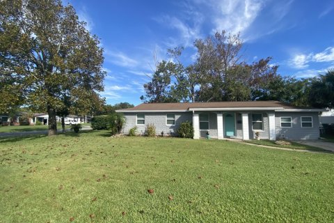 Casa en alquiler en Atlantic Beach, Florida, 3 dormitorios, 121.98 m2 № 774951 - foto 1