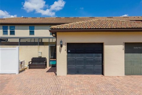 Adosado en venta en Kissimmee, Florida, 5 dormitorios, 210.24 m2 № 2106127 - foto 3