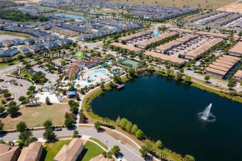 Adosado en venta en Kissimmee, Florida, 5 dormitorios, 210.24 m2 № 2106127 - foto 4