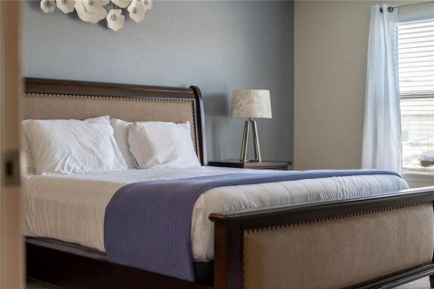 Adosado en venta en Kissimmee, Florida, 5 dormitorios, 210.24 m2 № 2106127 - foto 14