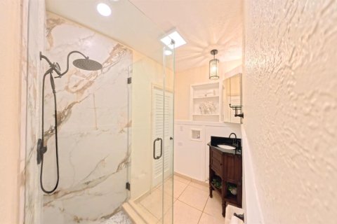 House in Boynton Beach, Florida 1 bedroom, 56.39 sq.m. № 2265628 - photo 25