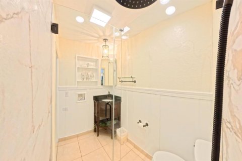 House in Boynton Beach, Florida 1 bedroom, 56.39 sq.m. № 2265628 - photo 23