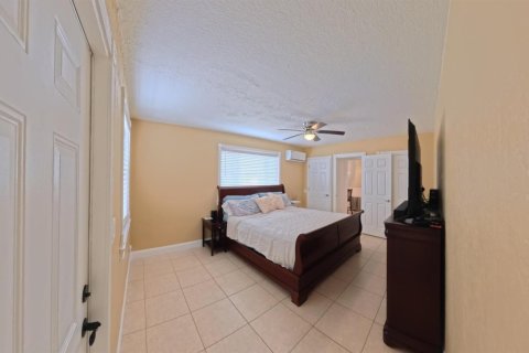 House in Boynton Beach, Florida 1 bedroom, 56.39 sq.m. № 2265628 - photo 7