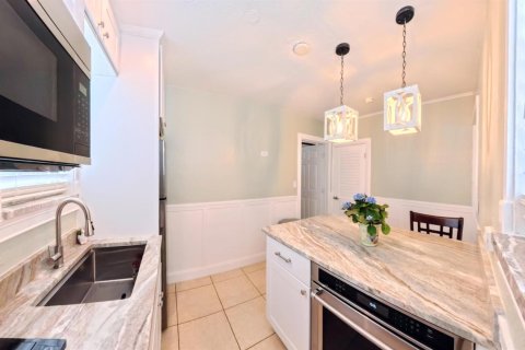 House in Boynton Beach, Florida 1 bedroom, 56.39 sq.m. № 2265628 - photo 15